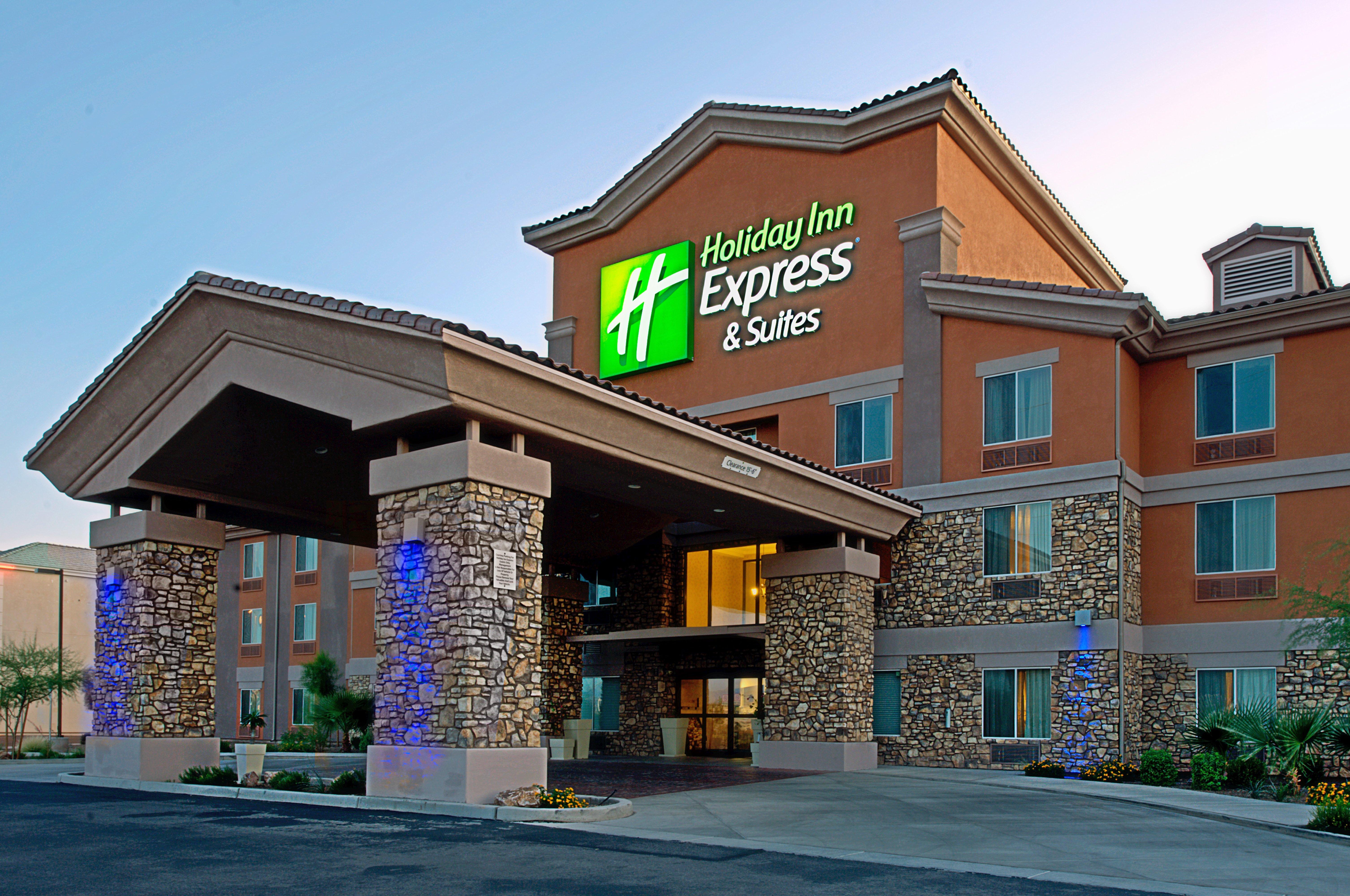 Holiday Inn Express & Suites Tucson By Ihg Exterior photo