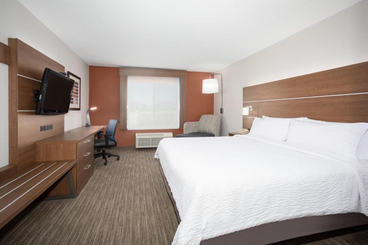Holiday Inn Express & Suites Tucson By Ihg Exterior photo