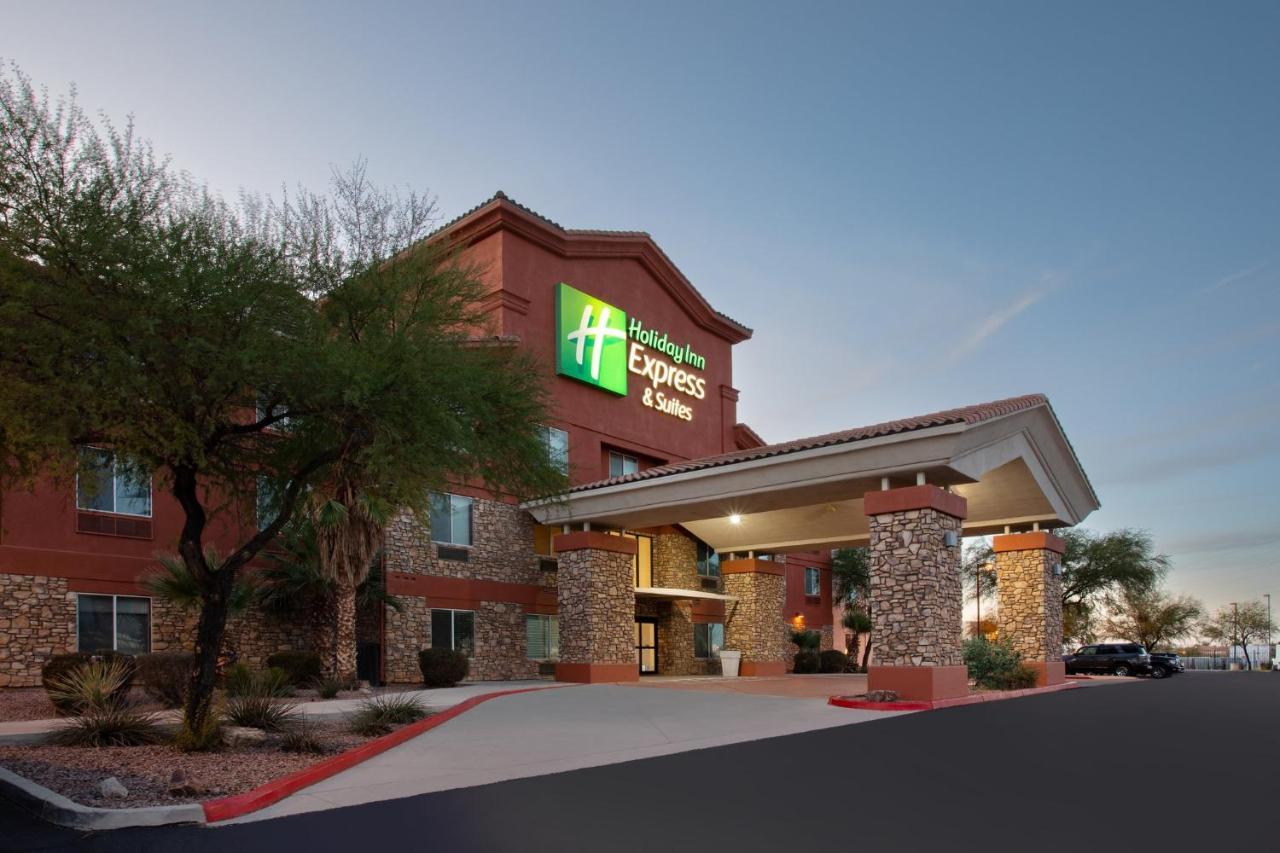 Holiday Inn Express & Suites Tucson By Ihg Exterior photo