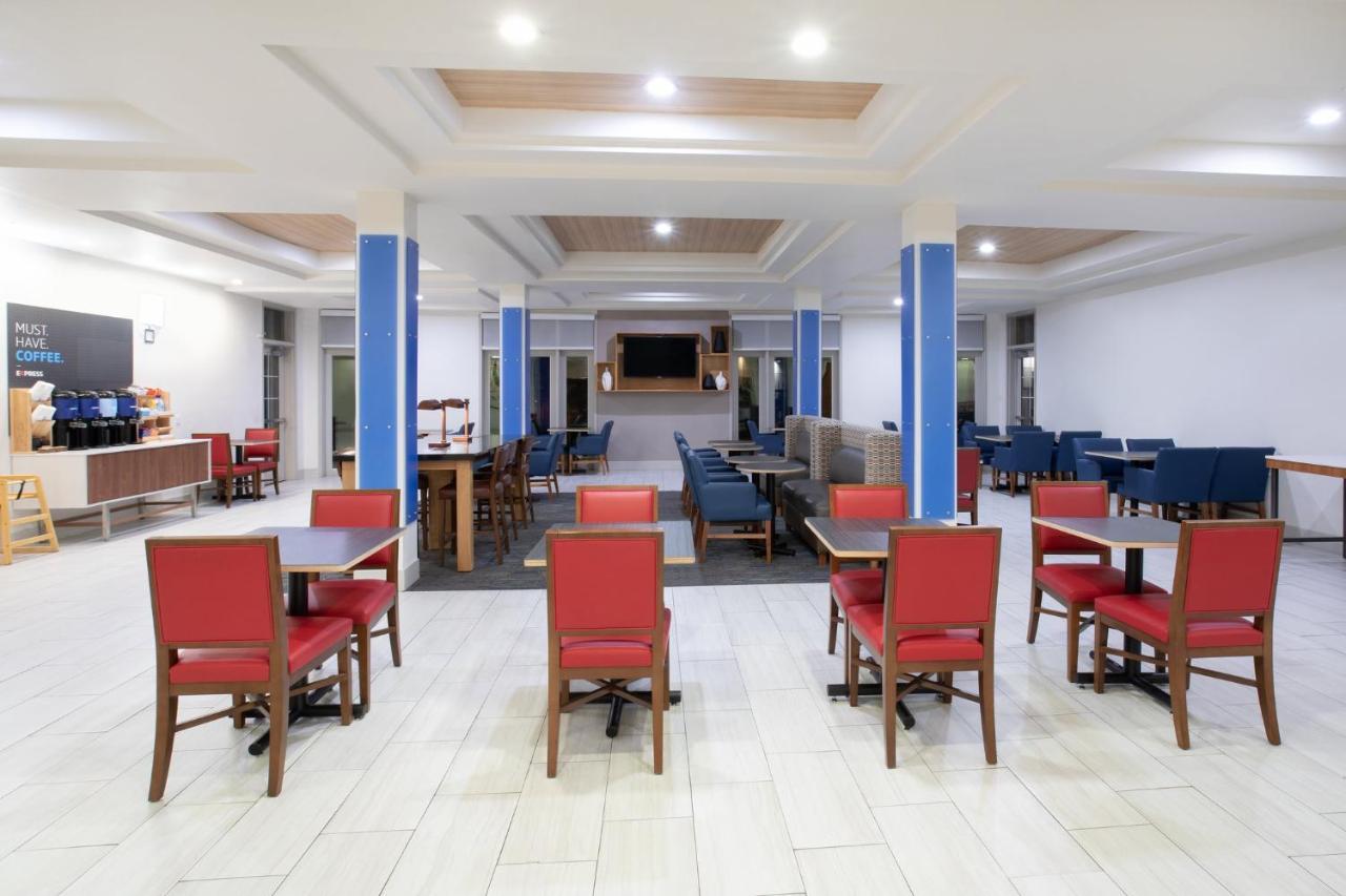 Holiday Inn Express & Suites Tucson By Ihg Exterior photo