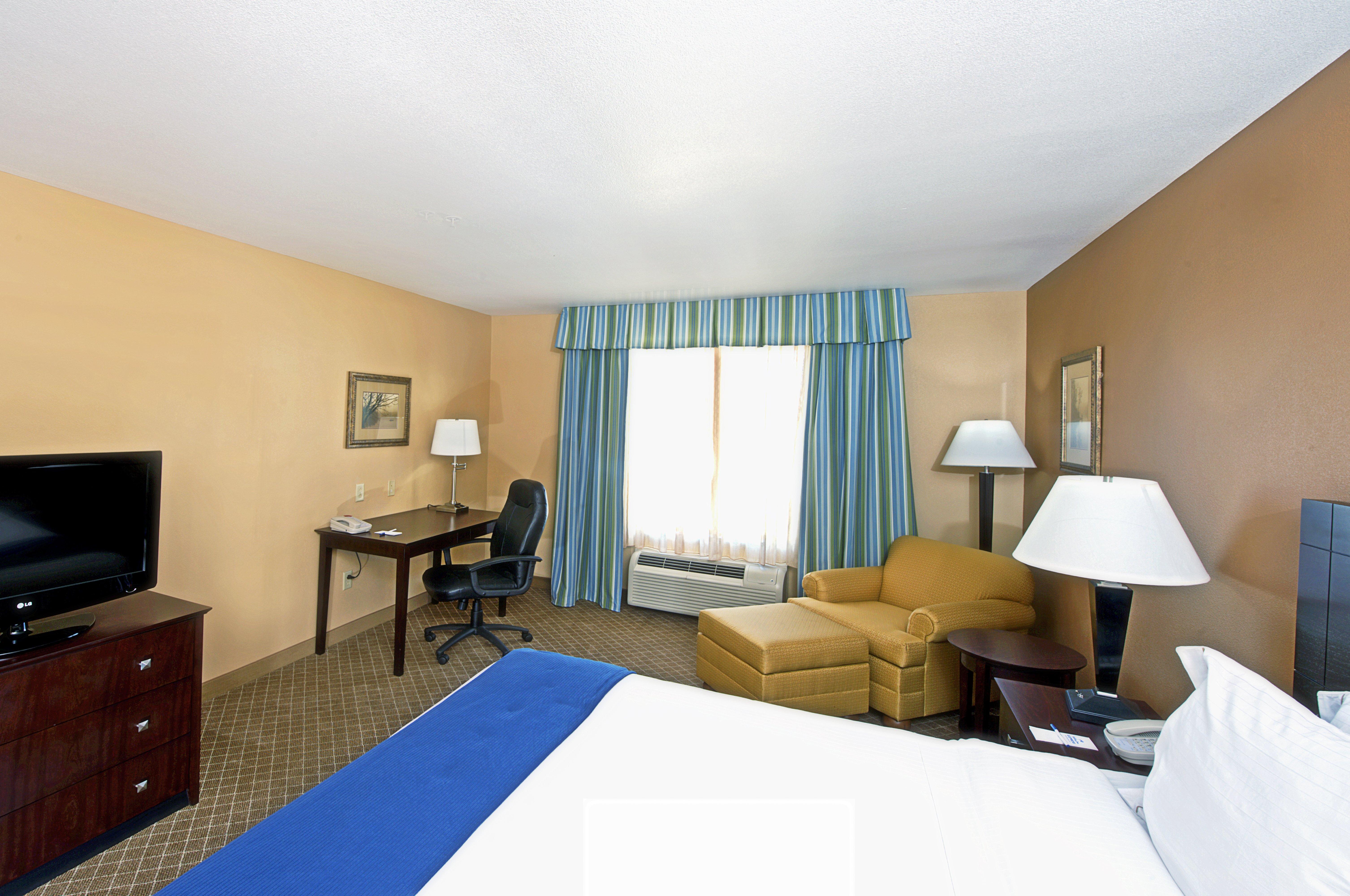 Holiday Inn Express & Suites Tucson By Ihg Room photo
