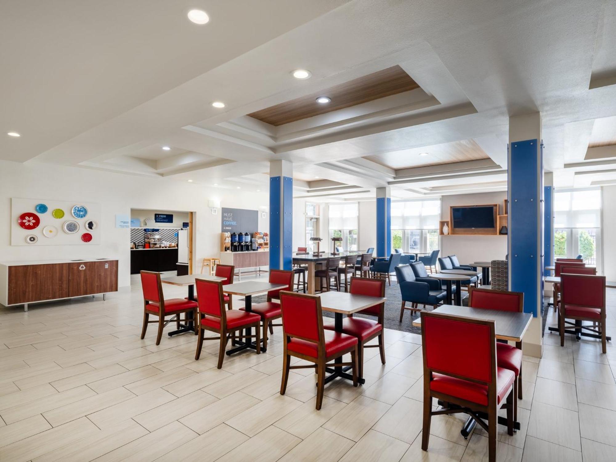 Holiday Inn Express & Suites Tucson By Ihg Exterior photo